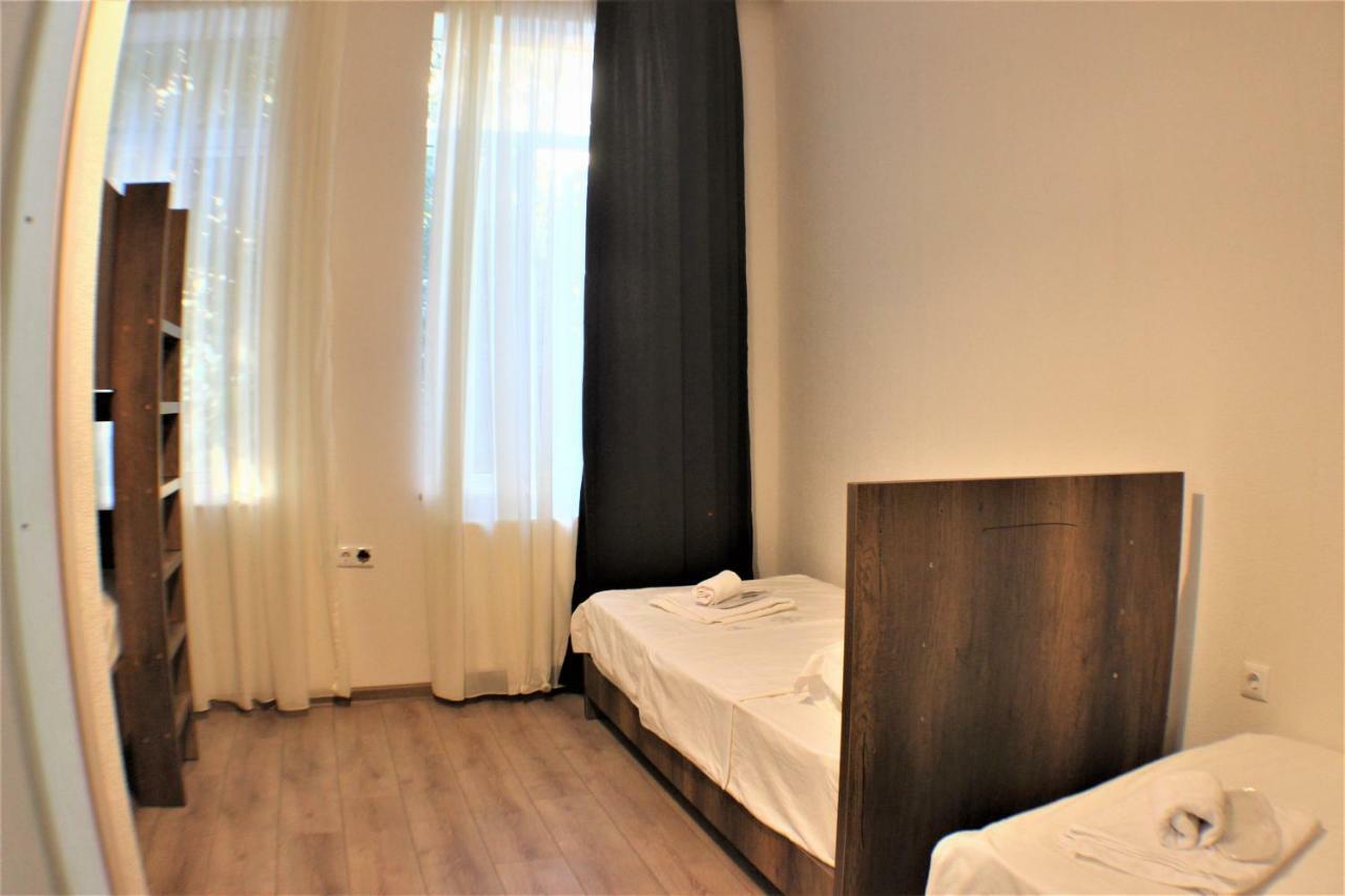 Hotel Chveni Qalaqi Kutaisi Zewnętrze zdjęcie